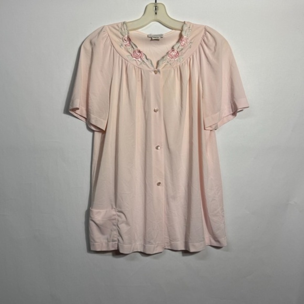Vintage Shadowline Pink Pajama Top 34 Small‎ Nylon Granny Core Embroirdered Neck